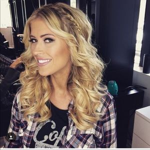 ❤️Exact Rails shirt seen on ⭐️Christina El Moussa!